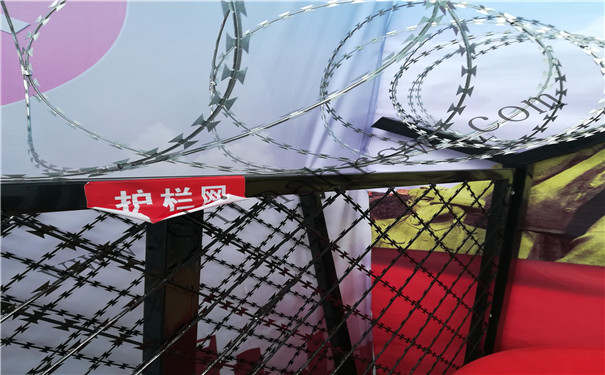 監獄刀片刺網按裝圖