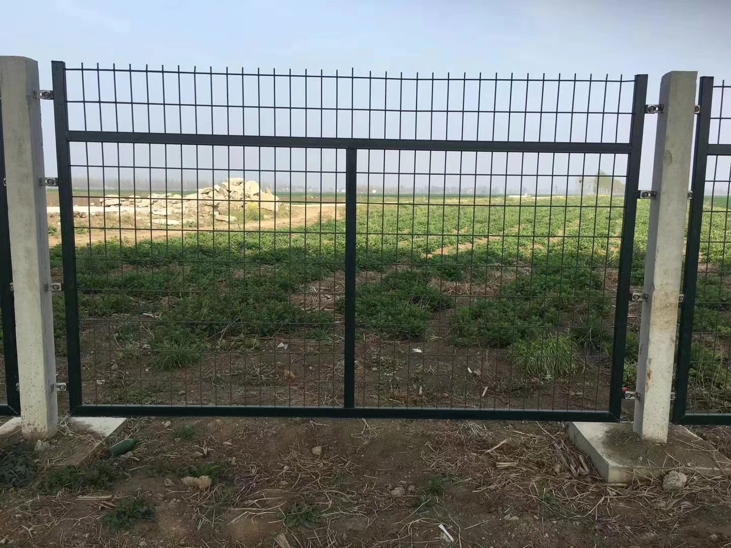 浩榮鐵路護欄網(wǎng) 浩榮鐵路護欄網(wǎng)