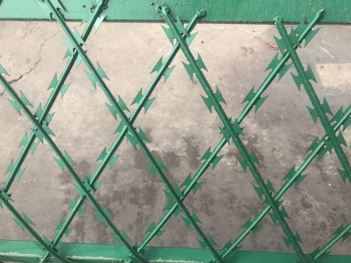 塑料漆刀片刺繩 塑料漆刀片刺繩